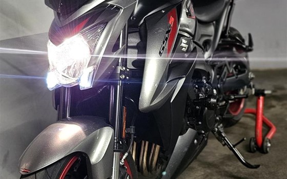 Gebrauchtmotorrad Suzuki GSX-S1000 - Bild 11