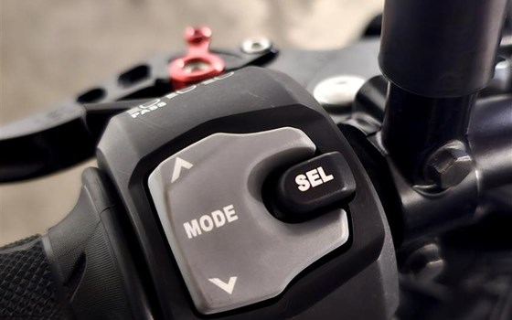 Gebrauchtmotorrad Suzuki GSX-S1000 - Bild 24