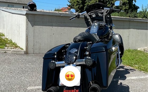 Gebrauchtmotorrad Harley-Davidson Road King Classic FLHRC - Bild 2