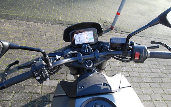 Gebrauchtmotorrad Honda CB750 Hornet - Bild 11