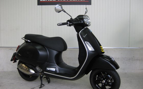 Gebrauchtmotorrad Vespa GTS 300 Super Tech - Bild 3