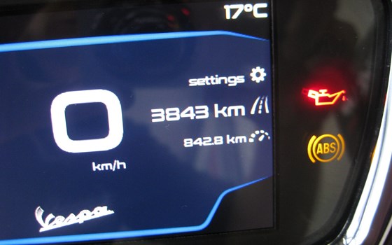 Gebrauchtmotorrad Vespa GTS 300 Super Tech - Bild 5