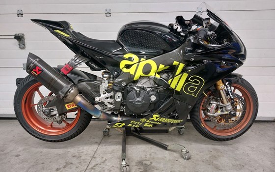 Gebrauchtmotorrad Aprilia RSV4 RF - Bild 5