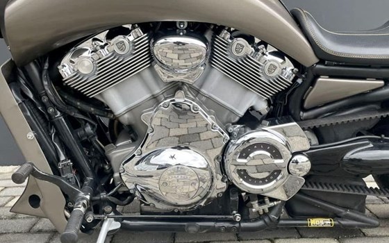 Gebrauchtmotorrad Harley-Davidson V-Rod VRSCA - Bild 1