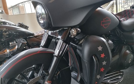 Gebrauchtmotorrad Harley-Davidson CVO Street Glide FLHXSE - Bild 8