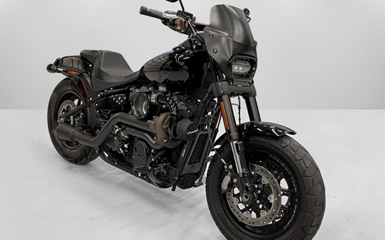 Gebrauchtmotorrad Harley-Davidson Softail Fat Bob FXFB - Bild 4