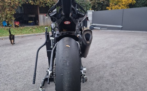 Gebrauchtmotorrad Yamaha YZF-R1SP - Bild 12