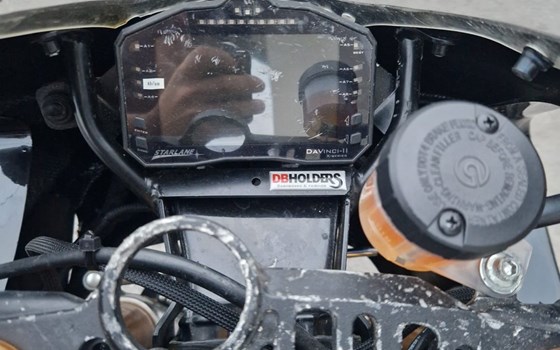 Gebrauchtmotorrad Yamaha YZF-R1SP - Bild 2