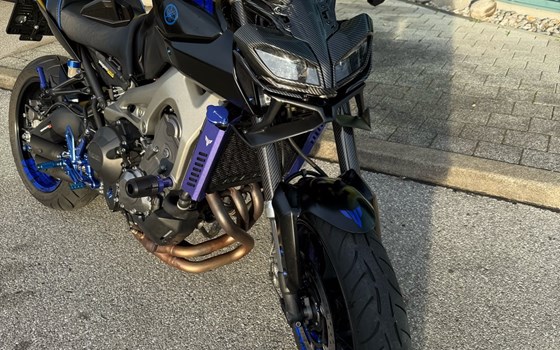 Gebrauchtmotorrad Yamaha MT-09 - Bild 1