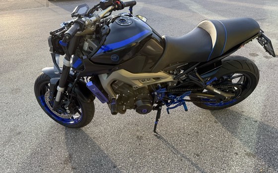 Gebrauchtmotorrad Yamaha MT-09 - Bild 3