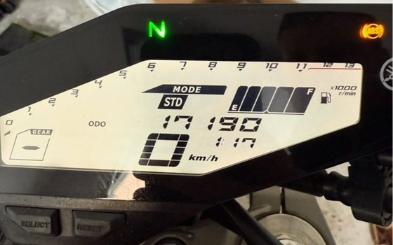 Gebrauchtmotorrad Yamaha MT-09 - Bild 7