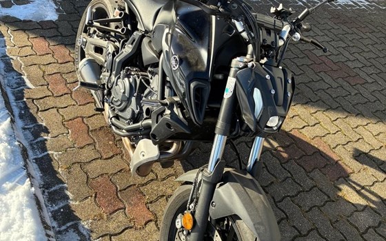 Gebrauchtmotorrad Yamaha MT-07 - Bild 1