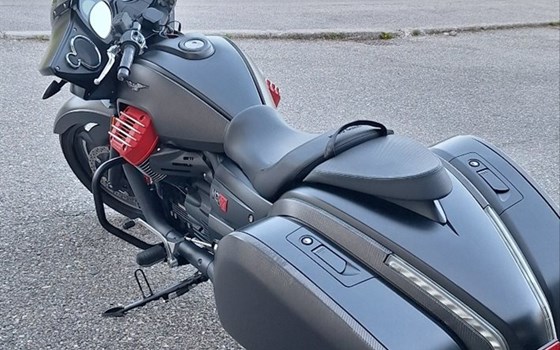Gebrauchtmotorrad Moto Guzzi MGX-21 - Bild 3