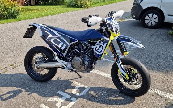 Gebrauchtmotorrad Husqvarna 701 Supermoto - Bild 1
