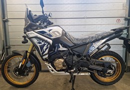 Neumotorrad Voge 800 Rally