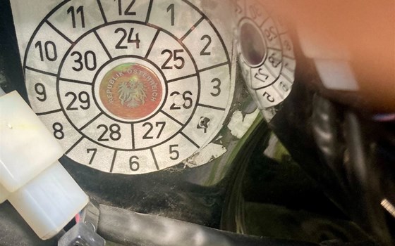 Gebrauchtmotorrad Harley-Davidson Street 750 - Bild 9