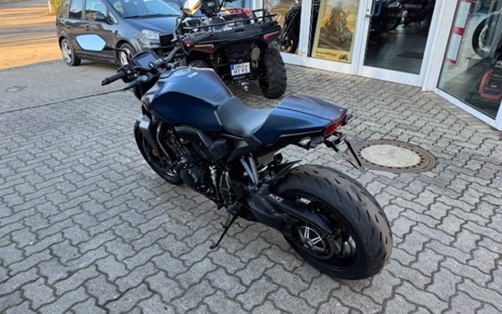 Gebrauchtmotorrad Honda CB1000R Black Edition - Bild 4
