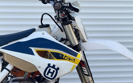 Gebrauchtmotorrad Husqvarna TE 125 - Bild 3
