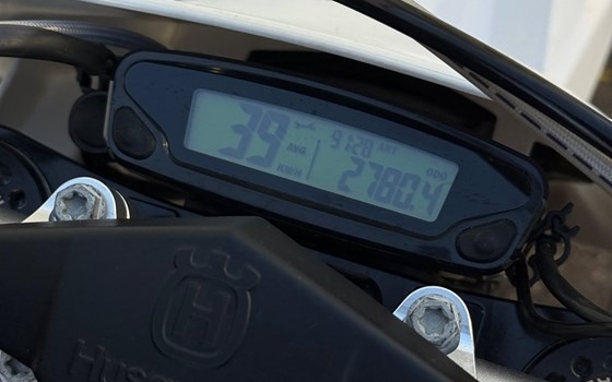 Gebrauchtmotorrad Husqvarna TE 125 - Bild 5