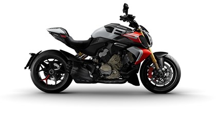 Neumotorrad Ducati Diavel V4 RS