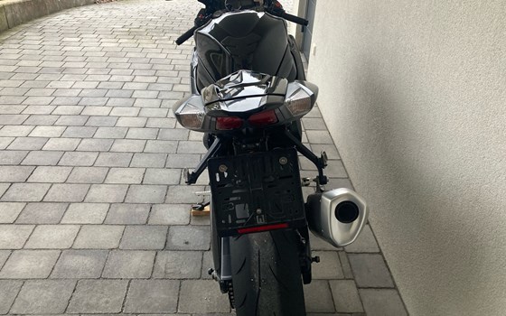 Gebrauchtmotorrad Suzuki GSX-R 1000 - Bild 11
