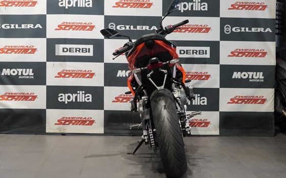 Neufahrzeug Aprilia Tuono 457 - Bild 9