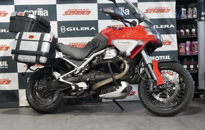 Moto Guzzi Stelvio 1200 NTX