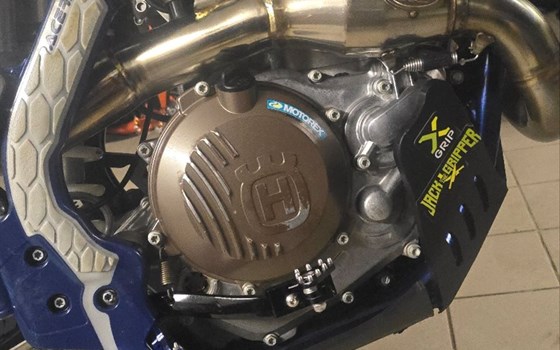 Gebrauchtmotorrad Husqvarna FE 450 - Bild 2