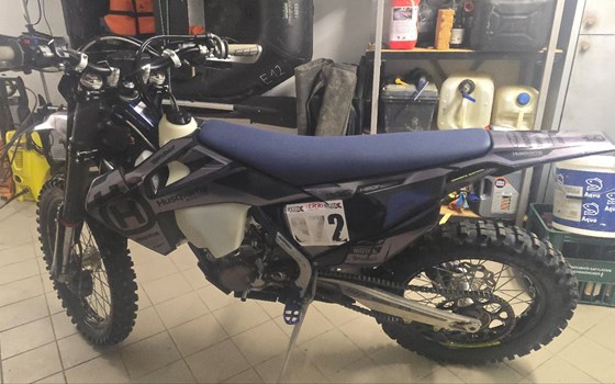 Gebrauchtmotorrad Husqvarna FE 450 - Bild 3