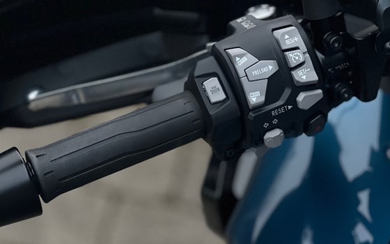 Neufahrzeug Kawasaki Versys 1100 SE - Bild 9