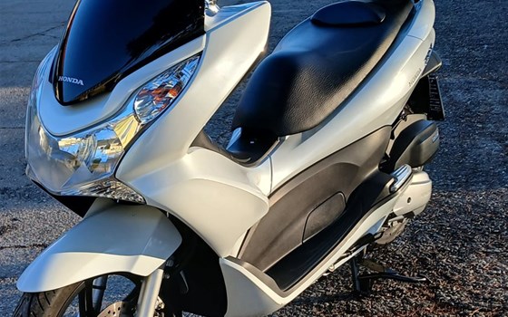 Gebrauchtmotorrad Honda PCX125 - Bild 2