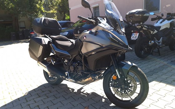 Gebrauchtmotorrad Honda NT1100 DCT - Bild 3