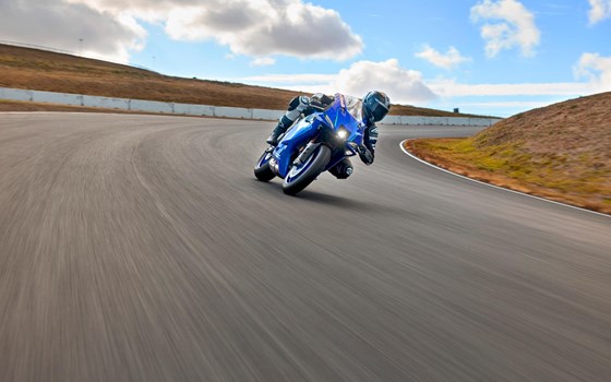 Neufahrzeug Yamaha R9 - Bild 7