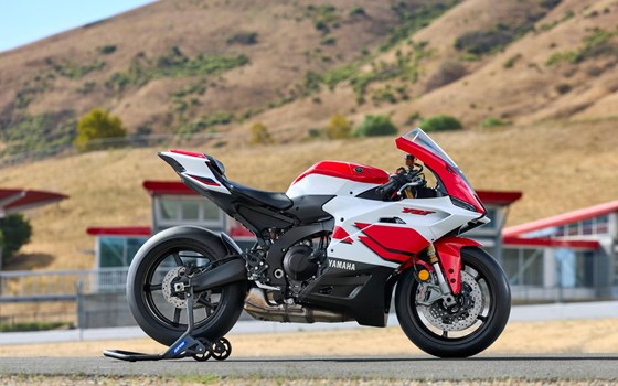 Neufahrzeug Yamaha R9 - Bild 10