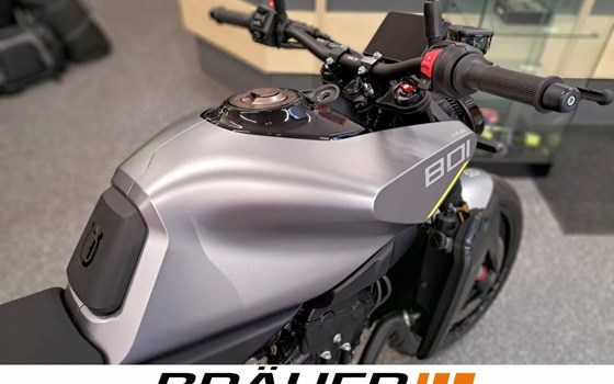 Gebrauchtmotorrad Husqvarna Vitpilen 801 - Bild 8