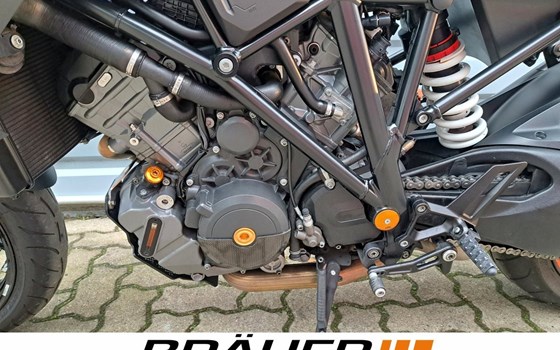 Gebrauchtmotorrad KTM 1290 Super Duke R - Bild 12