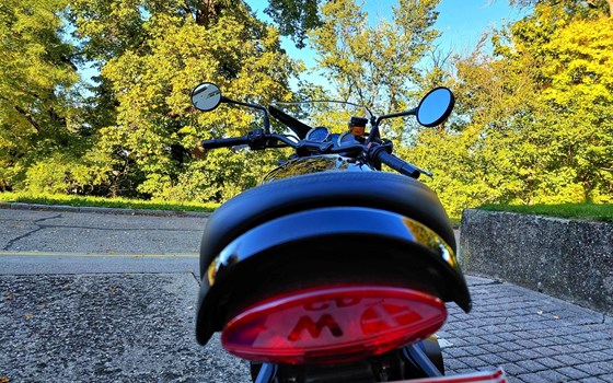 Gebrauchtmotorrad Kawasaki Z900 RS - Bild 23