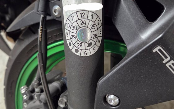 Gebrauchtmotorrad Kawasaki Z 500 SE - Bild 6