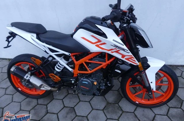 KTM 390 Duke