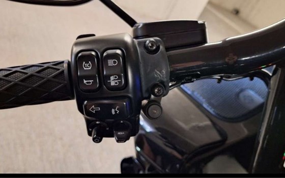 Gebrauchtmotorrad Harley-Davidson Touring Road Glide Special FLTRXS - Bild 8