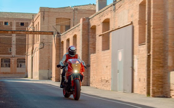 Neufahrzeug Yamaha XSR900 GP - Bild 13