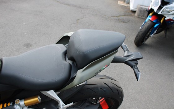 Gebrauchtmotorrad Ducati Streetfighter V2 - Bild 14