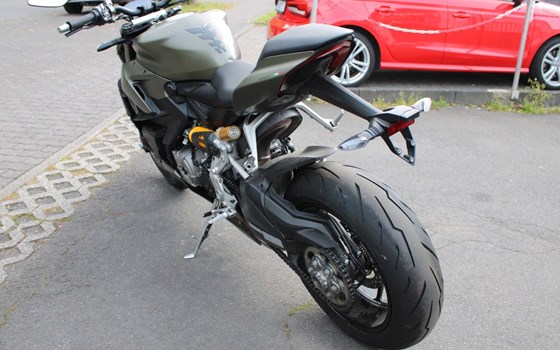 Gebrauchtmotorrad Ducati Streetfighter V2 - Bild 3