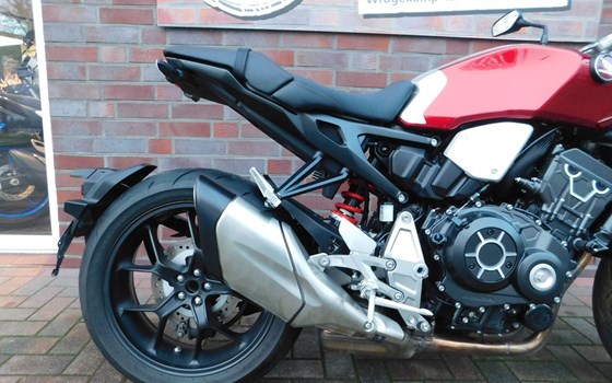 Gebrauchtmotorrad Honda CB 1000 R - Bild 14