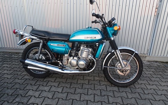 Gebrauchtmotorrad Suzuki GT 750 - Bild 5