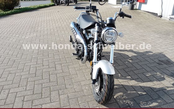 Gebrauchtmotorrad Honda Dax 125 - Bild 3