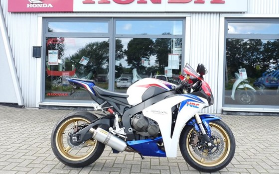 Gebrauchtmotorrad Honda CBR1000RR Fireblade - Bild 1