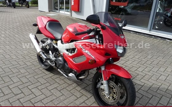 Gebrauchtmotorrad Honda VTR 1000 F Fire Storm - Bild 2