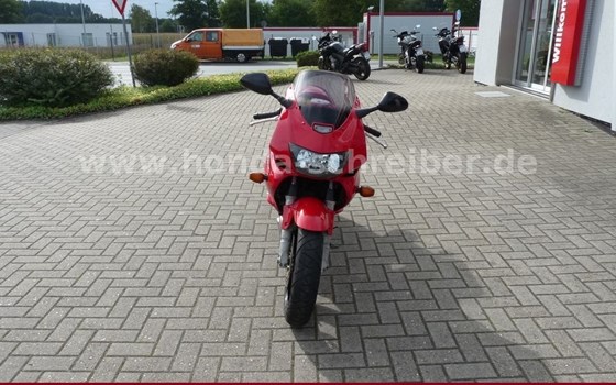 Gebrauchtmotorrad Honda VTR 1000 F Fire Storm - Bild 3