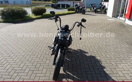 Gebrauchtmotorrad Harley-Davidson Sportster XL 883 N Iron - Bild 3